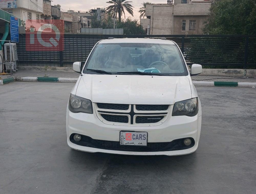 دودج جراند كارافان